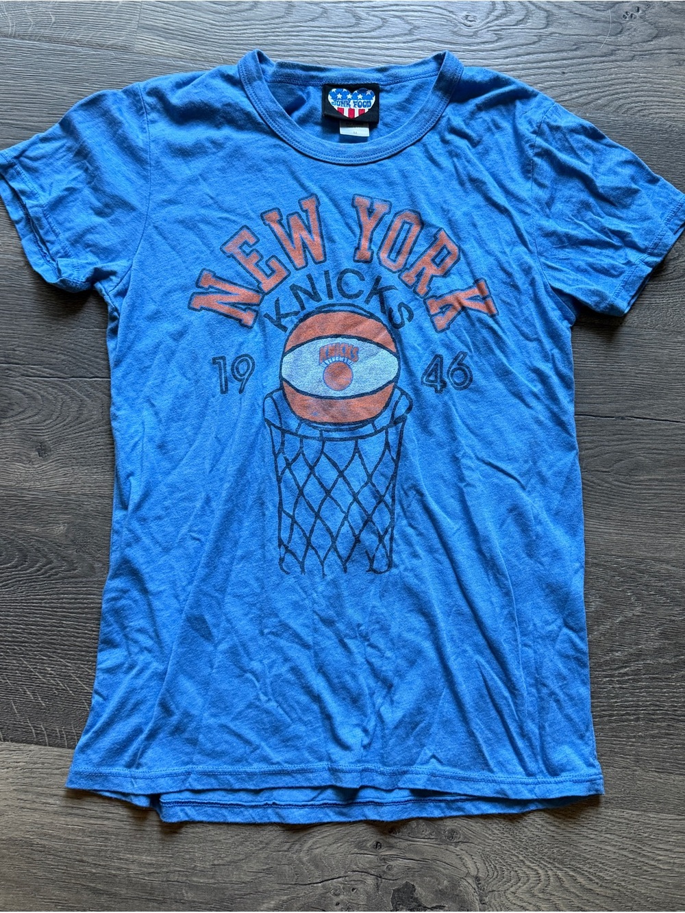Junk Food New York Knicks tee medium M